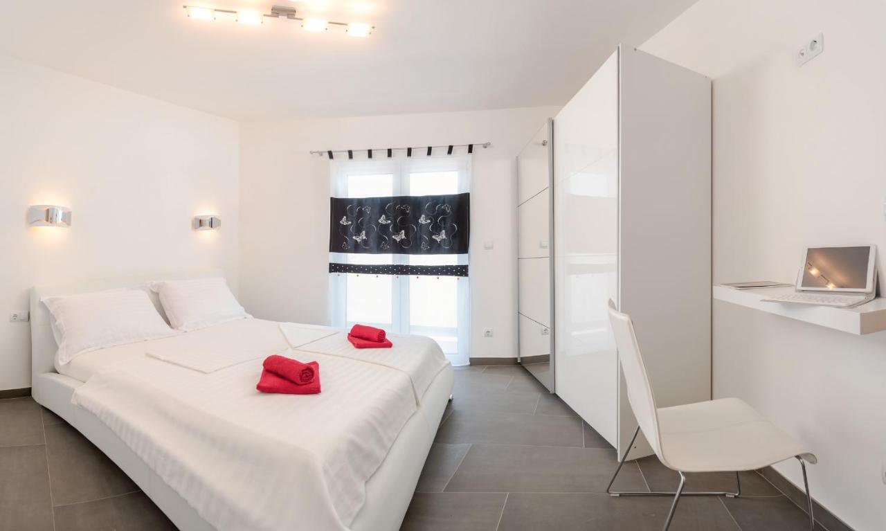 Sunny Biokovo Apartments Baška Voda Esterno foto